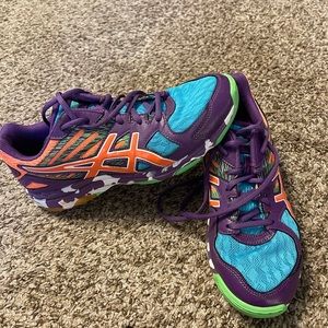ASICS volleyball shoes, 8.5